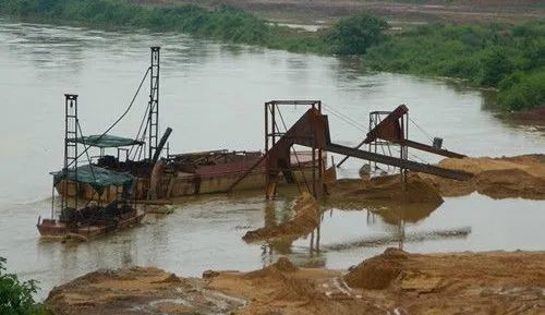 杜絕非法采砂，機(jī)制砂生產(chǎn)才是長久之道！