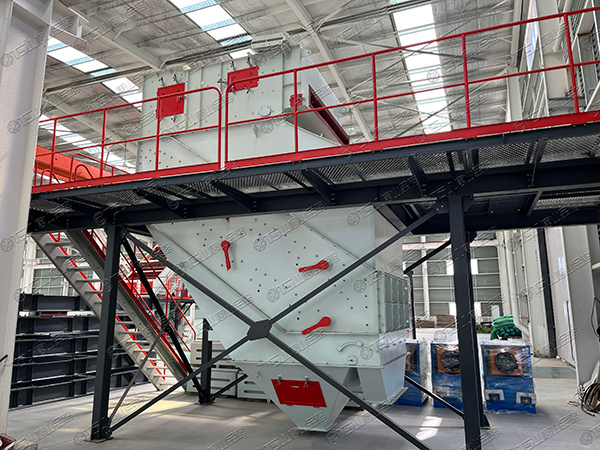 高頻篩，細(xì)物料篩分專家，效率高還不堵孔